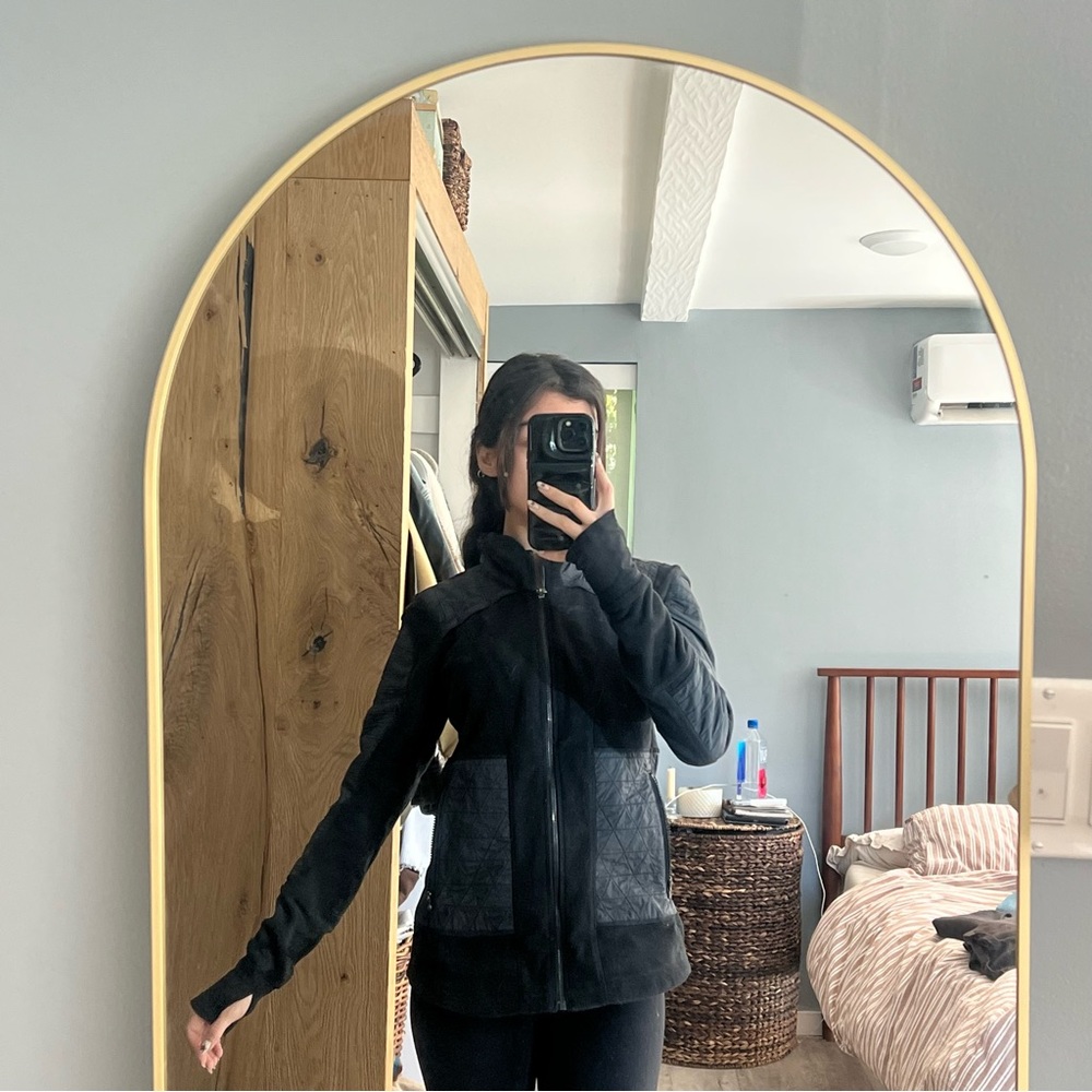 Lululemon Fleecy Keen Jackey - Picture 9 of 9